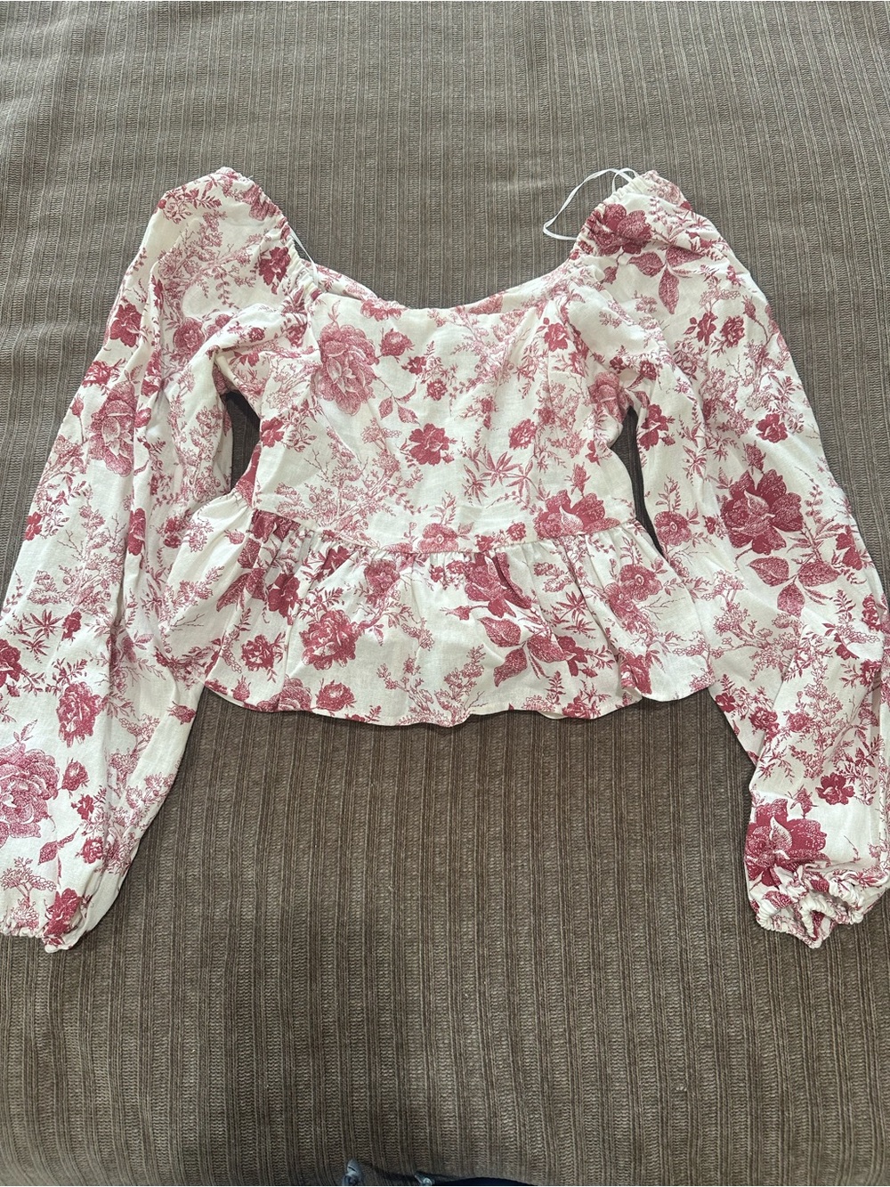 Francesca's Collections Cream Blouse with Rose Pink Floral Print